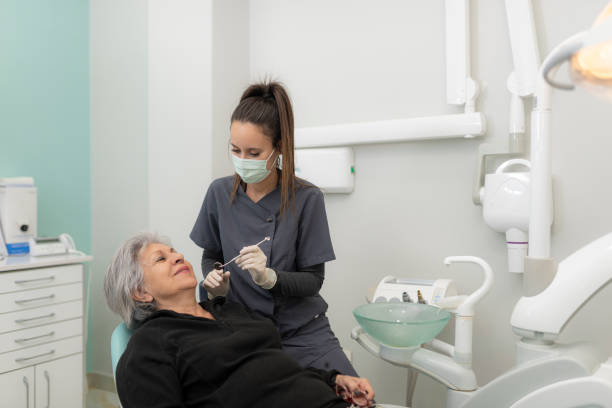 Best Cracked Tooth Emergency Dentist  in Matteson, IL